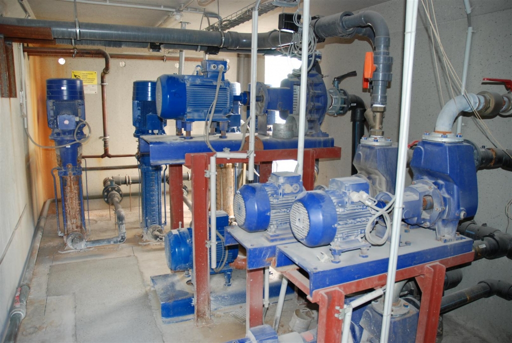 KROMBERG & SCHUBERT - Pumpenstation mit zahlreichen Hochdruckpumpen